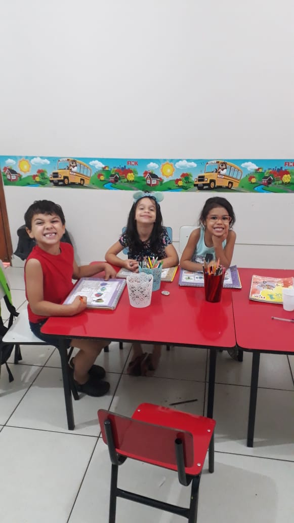 Fisk Goiânia 2/ GO – “Painting with the teacher”